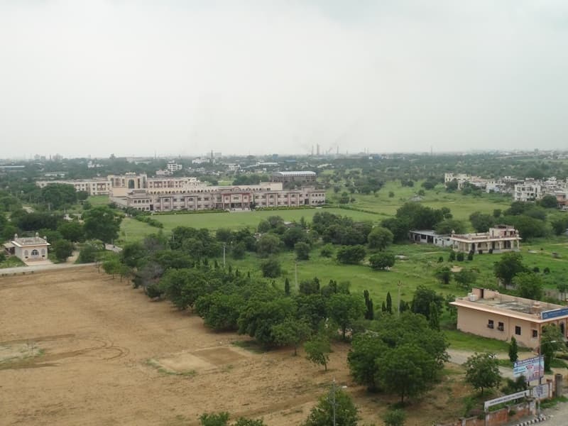 Shri Bhawani Niketan Mahila P.G. Mahavidyalaya Jaipur Building photo 1