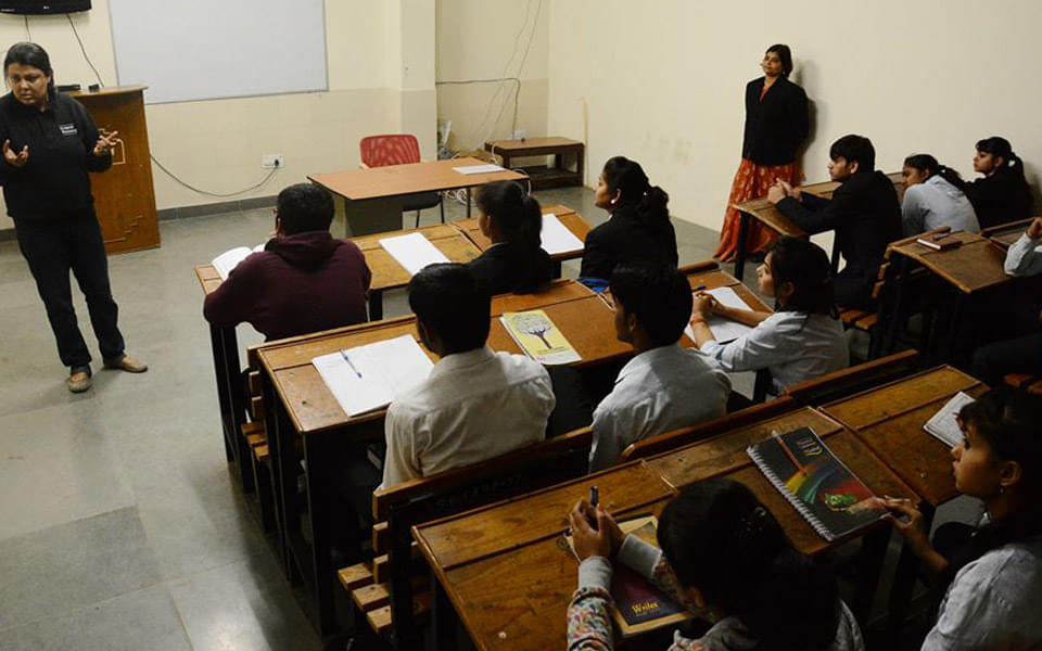 SGT University, Faculty of Law Gurgaon Campus with Facilities photo 3