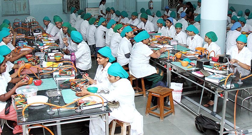 Maharashtra Institute of Dental Science and Research Latur Labs photo 6