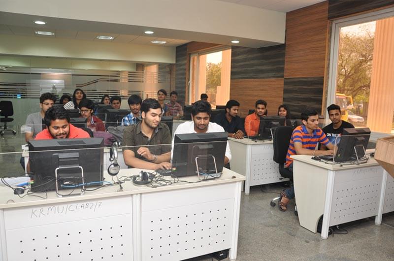 KR Mangalam University, School of Management and Commerce Campus with Facilities photo 10