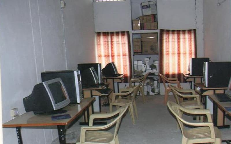 RBVRR B.Ed College Karimnagar Buildings photo 4