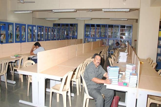 Rajiv Gandhi Institute of Information Technology and Biotechnology Pune Infrastructure photo 3