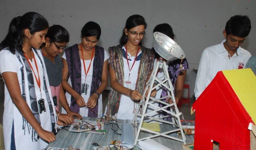 Avanthi Institute of Engineering and Technology Hyderabad Labs photo 4