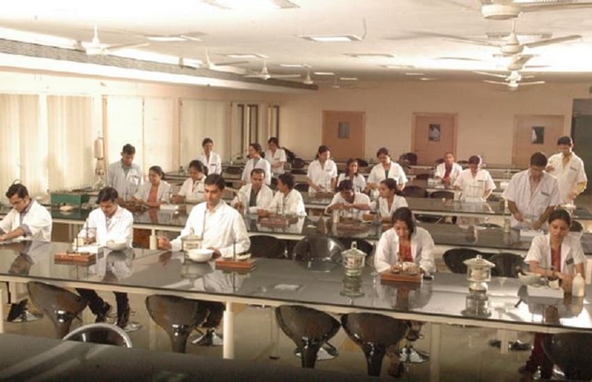 KMC Mangalore Facilities- Laboratory photo 2