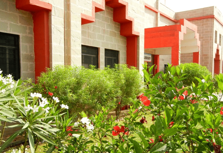 Sangam University, School of Management Studies Bhilwara Academic Building photo 4
