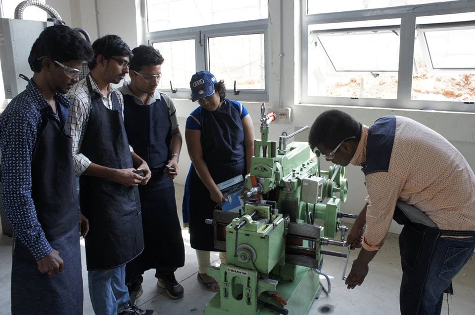 Presidency University, School of Engineering Bangalore Laboratory photo 1