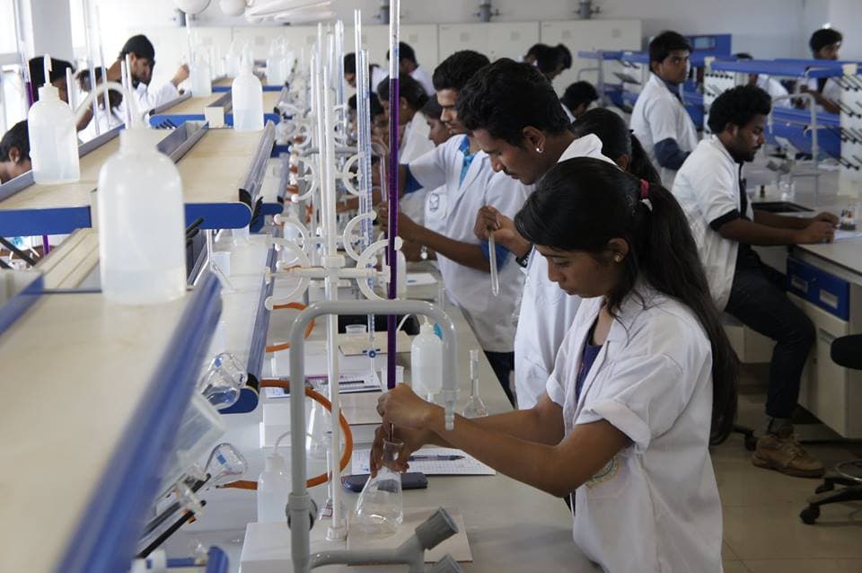 Presidency University, School of Engineering Bangalore Laboratory photo 3