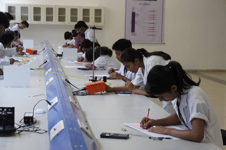 Presidency University, School of Engineering Bangalore Laboratory photo 4