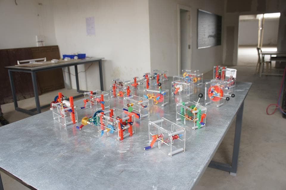 Presidency University, School of Engineering Bangalore Laboratory photo 9