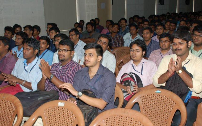 Rajalakshmi Engineering College Chennai Extra curricular Activities photo 2