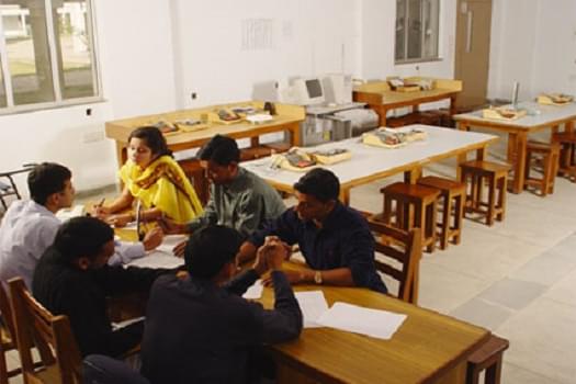 Apeejay College of Engineering Sohna infrastructure photo 8