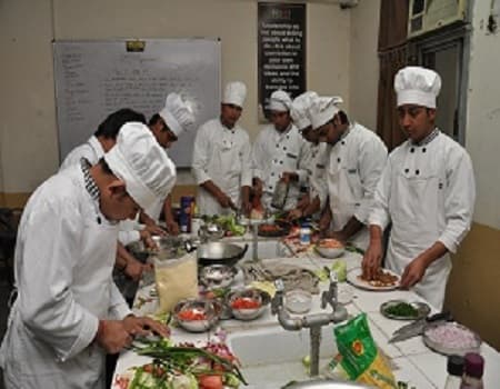 New Delhi Institute For Information Technology & Management Extra Curriculars photo 3