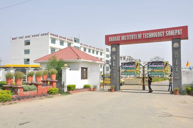 Bharat Institute of Technology Sonepat Academic Building photo 2