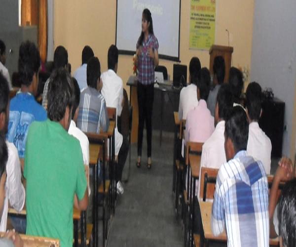 Pandit L.R. College of Technology Faridabad Facility photo 2