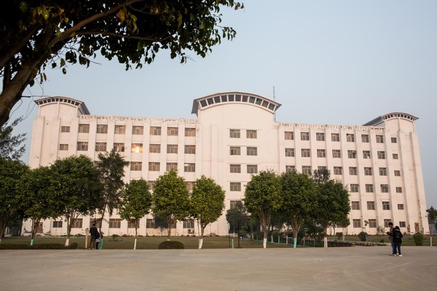 Institute of Pharmaceutical Research GLA University Mathura Academic Building photo 14