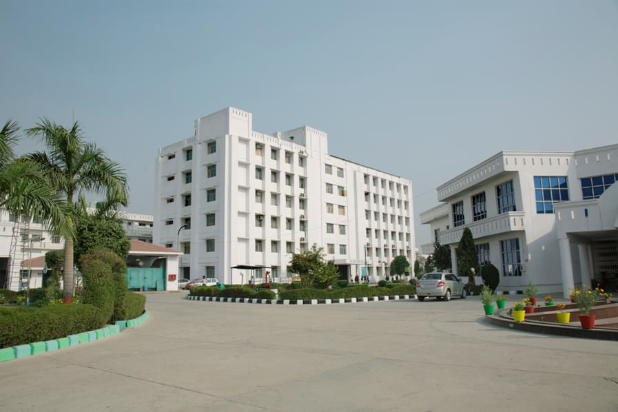 Institute of Pharmaceutical Research GLA University Mathura Academic Building photo 17