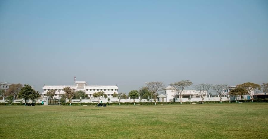 Institute of Pharmaceutical Research GLA University Mathura Academic Building photo 18