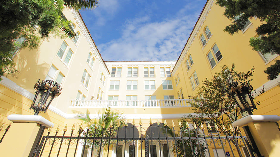 Hult International Business School Mumbai Accomodations photo 7