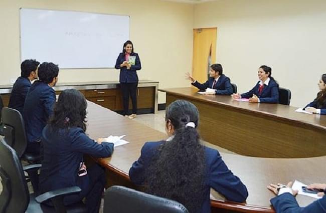 Sheila Raheja School of Business Management & Research Mumbai Infrastructure photo 5