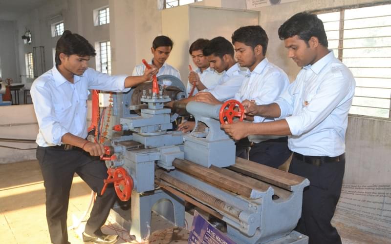 ShaShib College of Technology Bhopal Facility photo 9