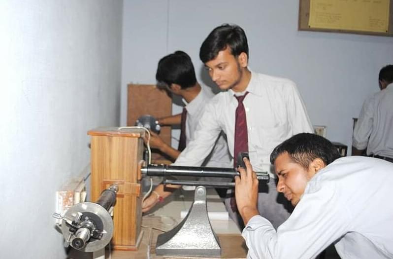 Babu Banarasi Das Institute of Technology & Management Lucknow Academics photo 2