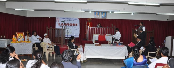 Vivekanand Education Society's College Of Law Mumbai Facilities photo 7