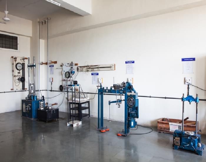 SCOE Pune Labs photo 10