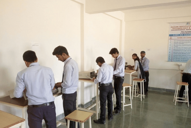 Sagar Institute of Science, Technology and Research ,Sagar Group of Institutions Bhopal Laboratory photo 15