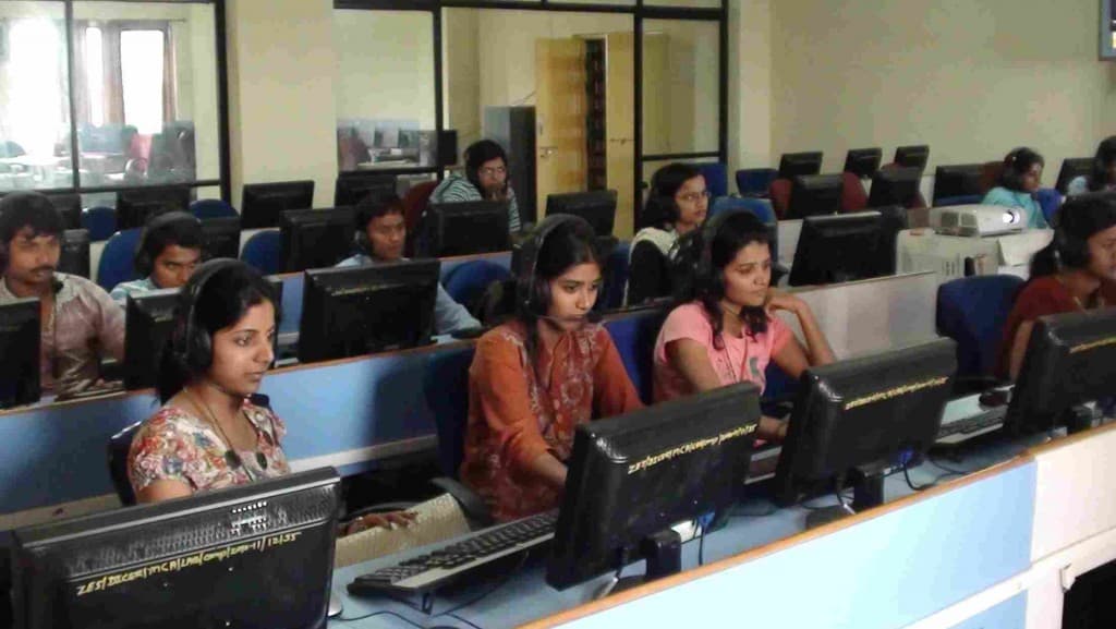 Zeal Institute of Business Administration, Computer Application and Research Pune Infrastructure photo 3