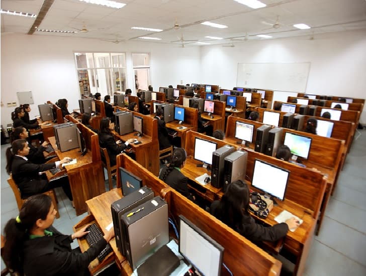 Mody University, School of Liberal Arts and Science Sikar Campus photo 3