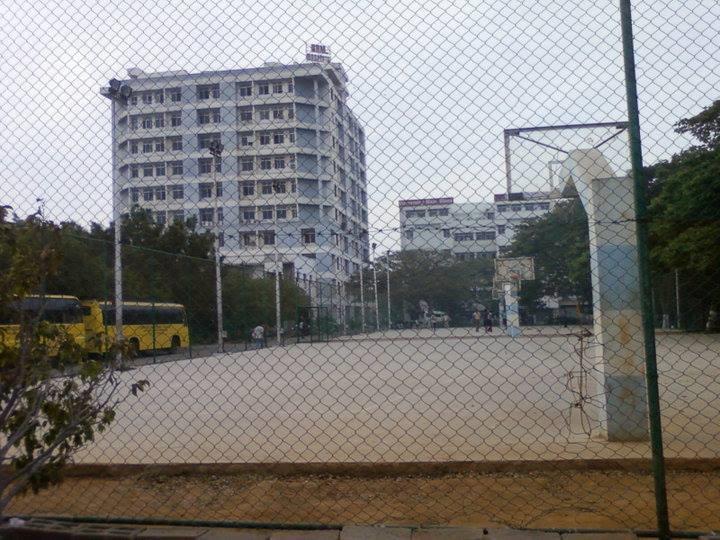 SRM Medical College Hospital and Research Centre Kanchipuram hostel photo 3