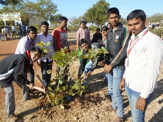 Tuljaram Chaturchand College of Arts, Science & Commerce Baramati Event photo 3