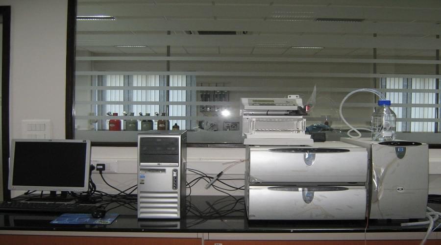 IISER Pune Laboratory Instruments photo 8