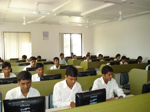 Tuljaram Chaturchand College of Arts, Science & Commerce Baramati hostel photo 8