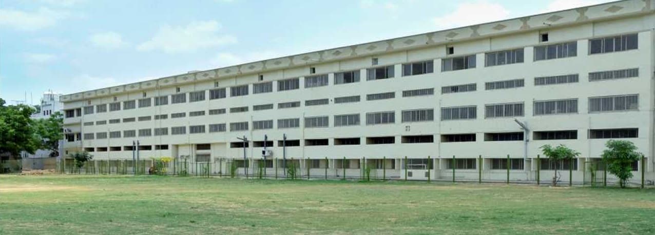 M. B. Patel Science College Anand Academic Building photo 3
