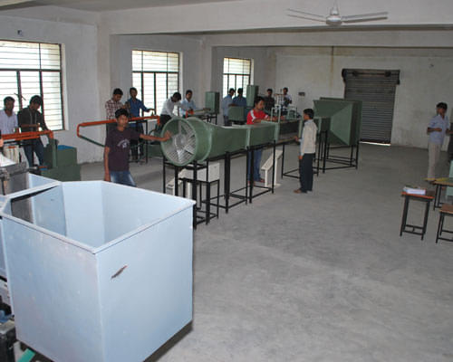 KLS Institute of Engineering and Technology Bijnor Labs photo 1