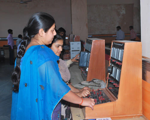 KLS Institute of Engineering and Technology Bijnor Labs photo 13