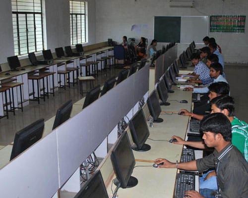 KLS Institute of Engineering and Technology Bijnor Computer Lab photo 5