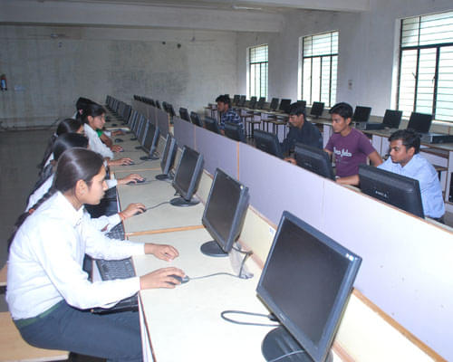 KLS Institute of Engineering and Technology Bijnor Computer Lab photo 2