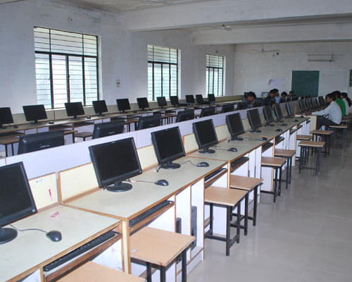 KLS Institute of Engineering and Technology Bijnor Computer Lab photo 3