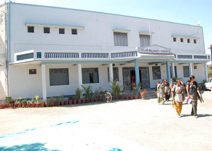 Shri K. O. Shah Municipal Arts & Commerce College Dhoraji Academic Building photo 1