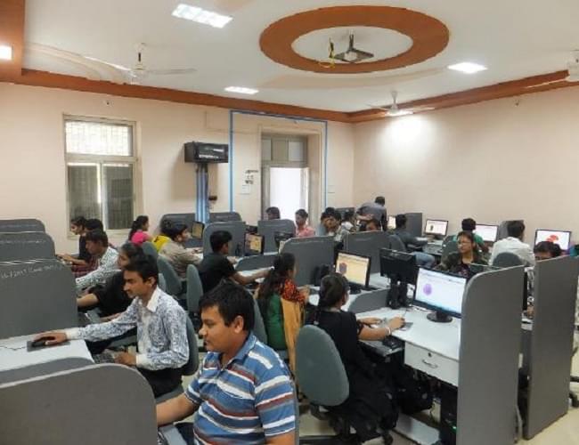 H. & H. B. Kotak Institute of Science Rajkot Events photo 8