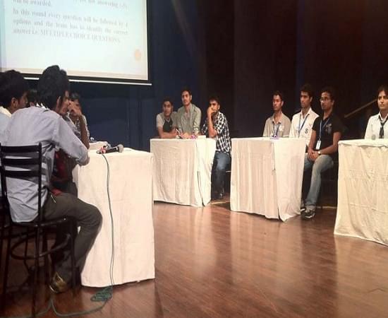 University Maharaja College Jaipur Festivals photo 1