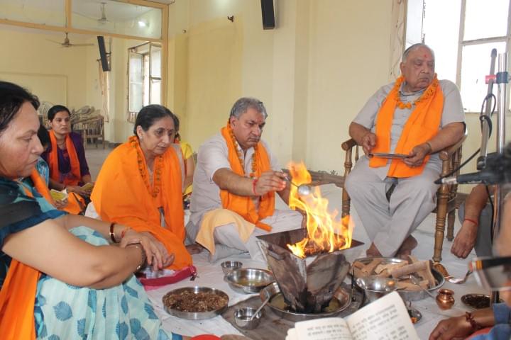 KRM DAV College Nakodar Event-Hawan photo 5