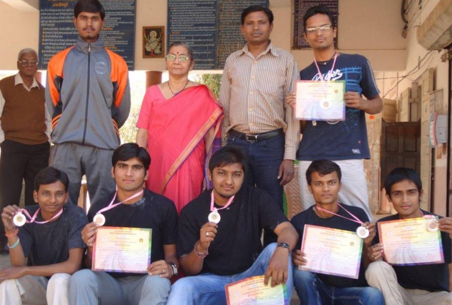 L.R. Valia Arts And P.R. Mehta Commerce College Bhavnagar Events photo 11