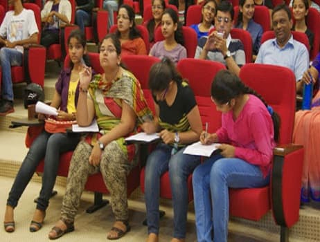 Unitedworld Institute of Management (UIM) Ahmedabad Campus with facilities photo 8