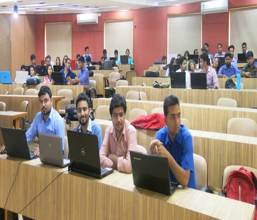 Unitedworld Institute of Management (UIM) Ahmedabad Campus with facilities photo 12