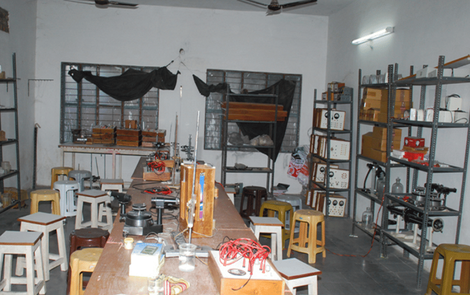 Vasistha Degree & PG College Kamareddy Laboratory photo 7