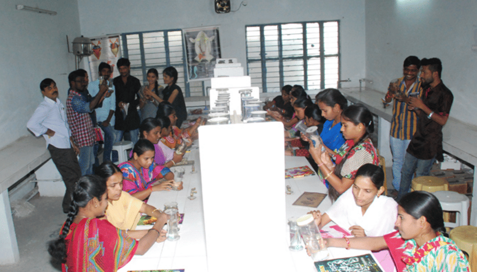 Vasistha Degree & PG College Kamareddy Laboratory photo 12