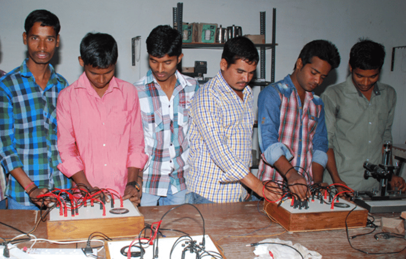 Vasistha Degree & PG College Kamareddy Laboratory photo 13